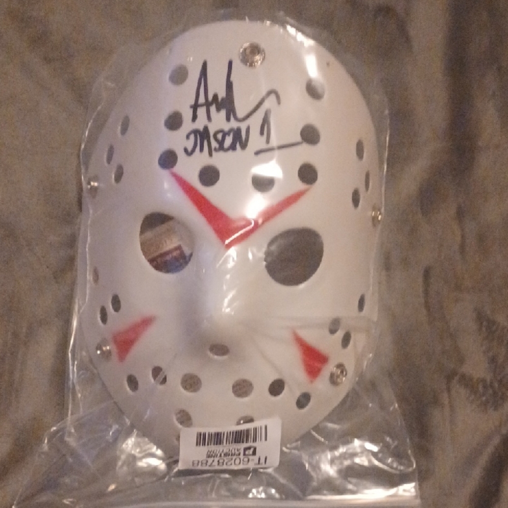 "Jason Vorhees" Ari Lehman Signed White Hockey Mask with Red Accents